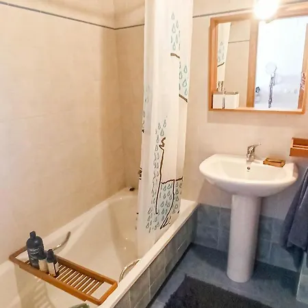 Apartamento con vistas y parking gratuito Apartamento Cambados