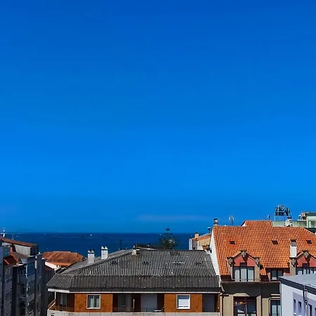 Apartamento con vistas y parking gratuito