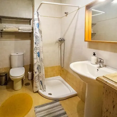 Apartamento con vistas y parking gratuito Apartamento